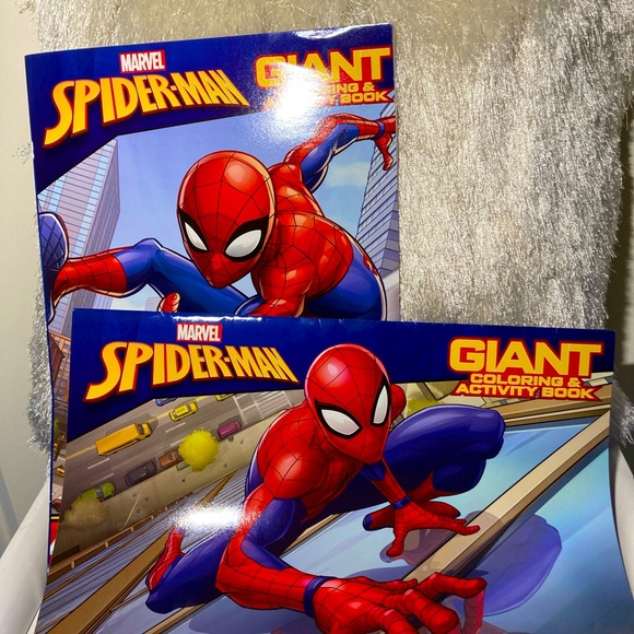 NWT Spider-Man Bundle Giant Sized Marvel Coloring & Activity Book  20 Markers💕 - Picture 2 of 9